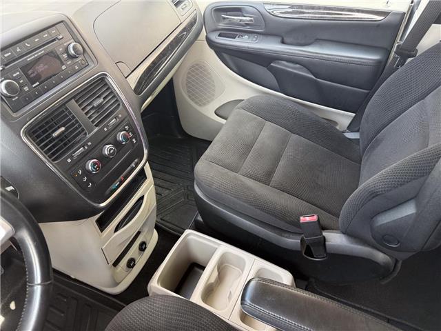 2017 Dodge Grand Caravan CVP/SXT (Stk: U11245) in London - Image 19 of 23 2017 Dodge Grand Caravan CVP/SXT (Stk: U11245) in London - Image 19 of 23