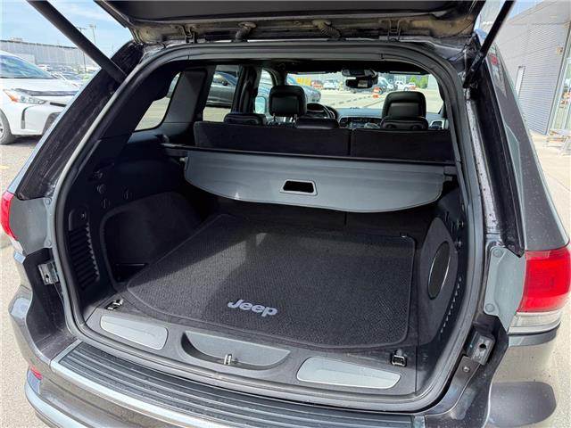 2020 Jeep Grand Cherokee Summit (Stk: 26335A) in London - Image 7 of 27