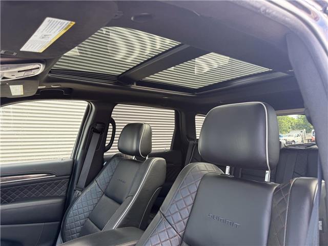 2020 Jeep Grand Cherokee Summit (Stk: 26335A) in London - Image 10 of 27
