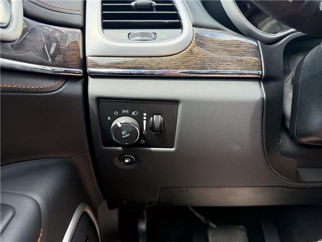 2020 Jeep Grand Cherokee Summit (Stk: 26335A) in London - Image 25 of 27