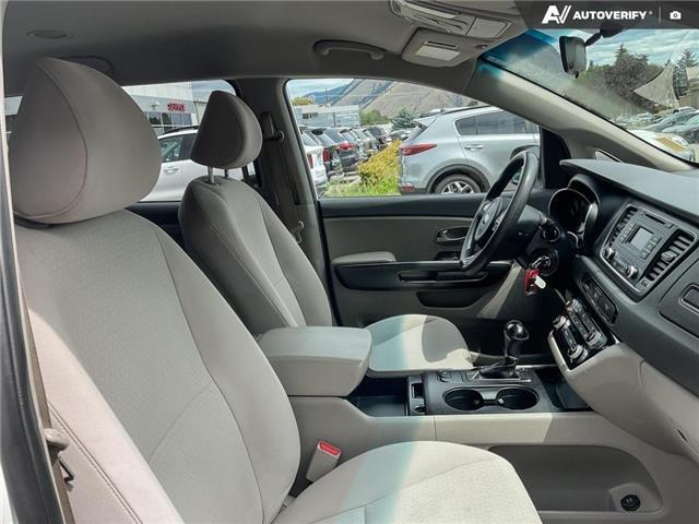 2016 Kia Sedona L (Stk: 9K2633) in Kamloops - Image 19 of 22