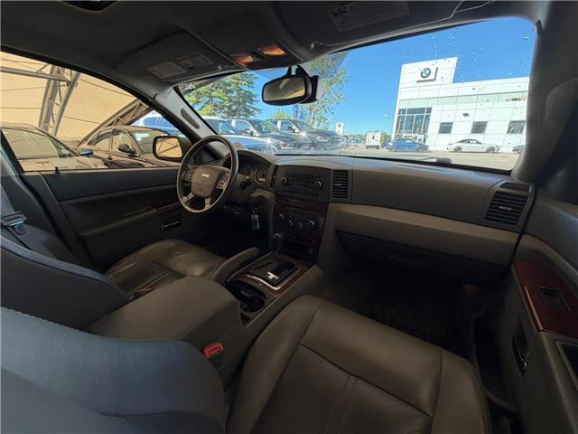 2005 Jeep Grand Cherokee Limited (Stk: 260948B) in Calgary - Image 9 of 17