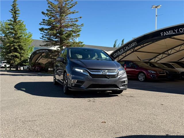 2020 Honda Odyssey Touring (Stk: 260742A) in Calgary - Image 1 of 16