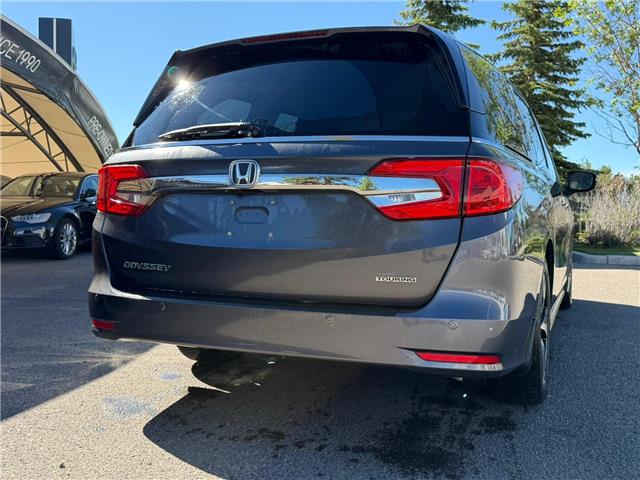 2020 Honda Odyssey Touring (Stk: 260742A) in Calgary - Image 3 of 16