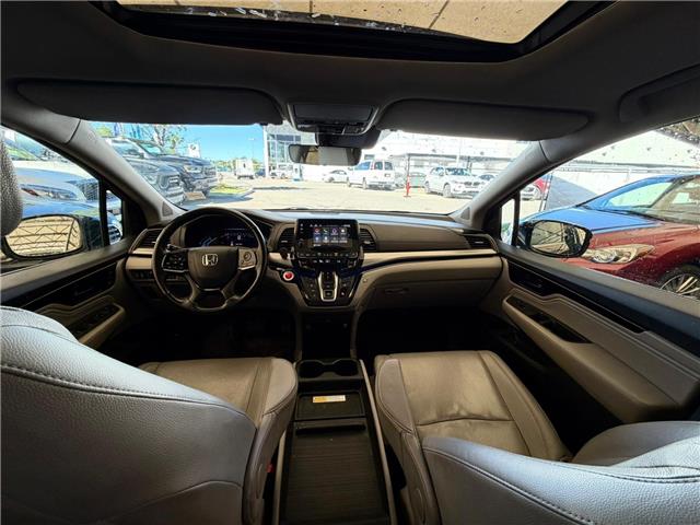 2020 Honda Odyssey Touring (Stk: 260742A) in Calgary - Image 8 of 16