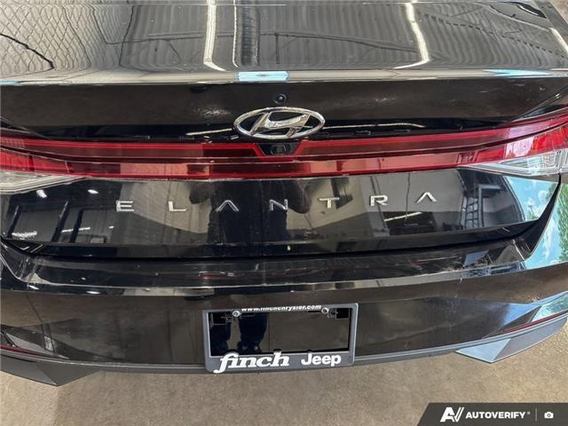 2023 Hyundai Elantra Preferred (Stk: 167075) in London - Image 9 of 26
