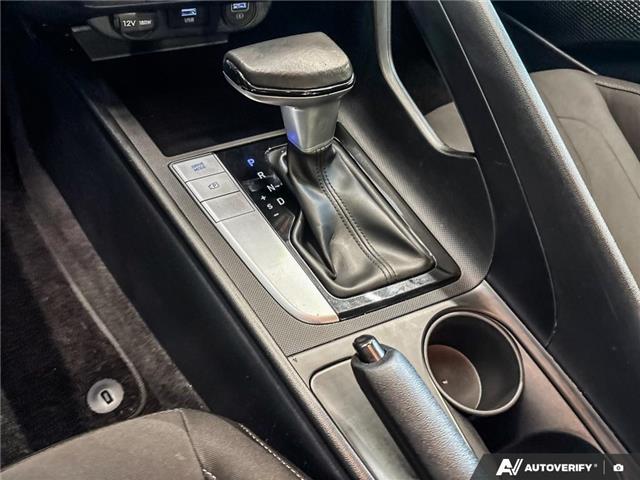 2023 Hyundai Elantra Preferred (Stk: 167075) in London - Image 18 of 26