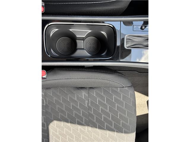 2025 Nissan Kicks Play SV (Stk: P7357) in Brantford - Image 13 of 23