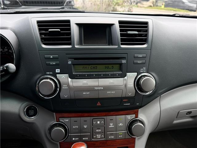 2008 Toyota Highlander V6 Limited (Stk: 260979A) in Calgary - Image 13 of 18