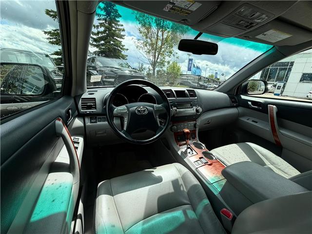 2008 Toyota Highlander V6 Limited (Stk: 260979A) in Calgary - Image 7 of 18