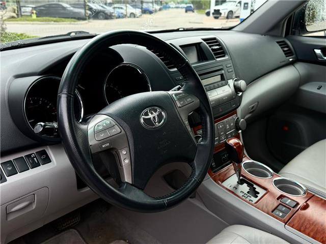 2008 Toyota Highlander V6 Limited (Stk: 260979A) in Calgary - Image 5 of 18