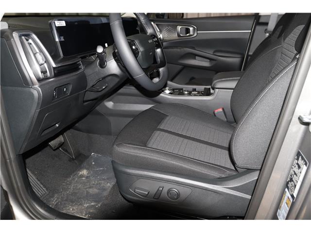 2026 Kia Sorento Plug-In Hybrid LX (Stk: 27259) in Edmonton - Image 12 of 26