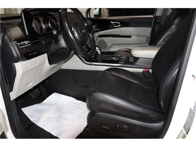 2022 Kia Carnival EX (Stk: 27290A) in Edmonton - Image 11 of 32