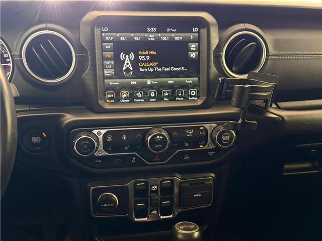 2021 Jeep Wrangler 4xe (PHEV) Sahara (Stk: 260368B) in Calgary - Image 15 of 19