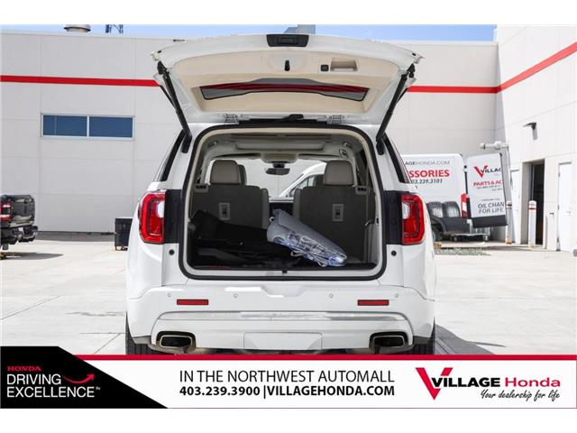 2023 GMC Acadia Denali (Stk: PR0895A) in Calgary - Image 9 of 38