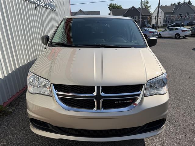 2015 Dodge Grand Caravan SE/SXT (Stk: 2806) in Hawkesbury - Image 2 of 21