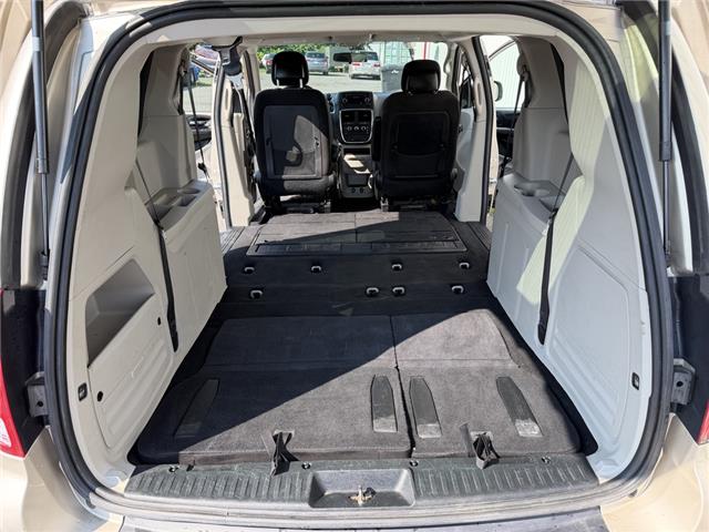 2015 Dodge Grand Caravan SE/SXT (Stk: 2806) in Hawkesbury - Image 18 of 21
