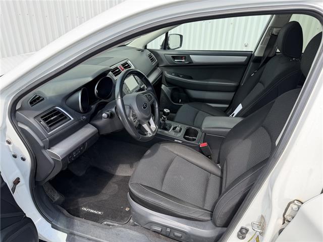 2015 Subaru Outback 2.5i Touring Package (Stk: 2805) in Hawkesbury - Image 8 of 20 2015 Subaru Outback 2.5i Touring Package (Stk: 2805) in Hawkesbury - Image 8 of 20