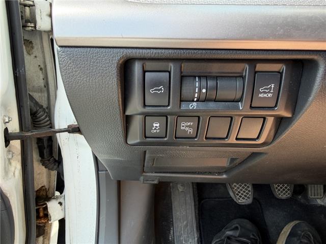 2015 Subaru Outback 2.5i Touring Package (Stk: 2805) in Hawkesbury - Image 17 of 20 2015 Subaru Outback 2.5i Touring Package (Stk: 2805) in Hawkesbury - Image 17 of 20