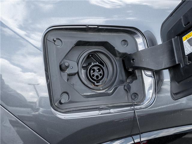 2024 Toyota RAV4 Prime XSE (Stk: 23U12497) in North York - Image 7 of 30