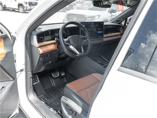 2026 Volkswagen Tiguan Highline Turbo R-Line (Stk: N17314) in Newmarket - Image 8 of 27 2026 Volkswagen Tiguan Highline Turbo R-Line (Stk: N17314) in Newmarket - Image 8 of 27