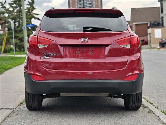 2015 Hyundai Tucson GLS in Ottawa - Image 11 of 19
