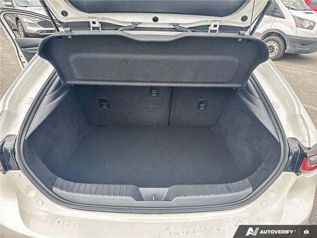 2023 Mazda Mazda3 Sport GT (Stk: C612978) in Richmond - Image 12 of 25