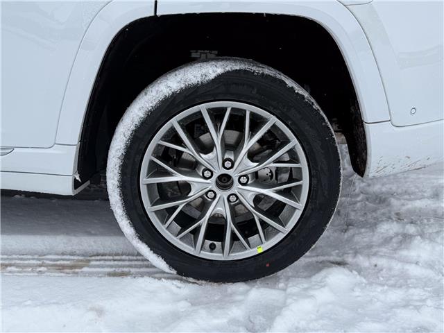2025 Jeep Grand Cherokee Summit (Stk: 25575D) in London - Image 30 of 30