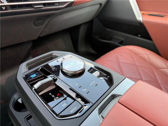 2026 BMW iX xDrive60 (Stk: XU952) in Sarnia - Image 14 of 15 2026 BMW iX xDrive60 (Stk: XU952) in Sarnia - Image 14 of 15