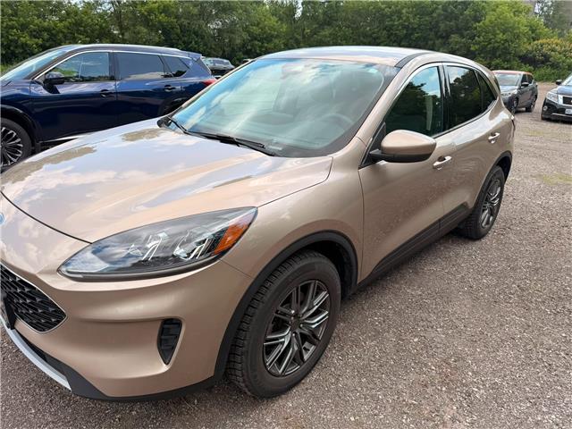 2020 Ford Escape SE (Stk: 36775) in London - Image 1 of 9