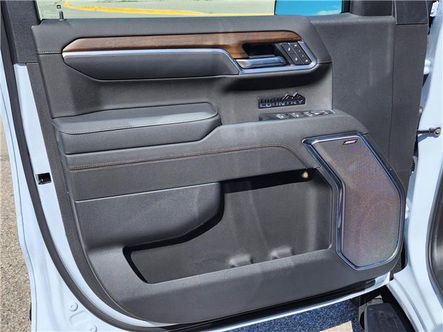 2026 Chevrolet Silverado 1500 High Country (Stk: 31427) in The Pas - Image 12 of 20