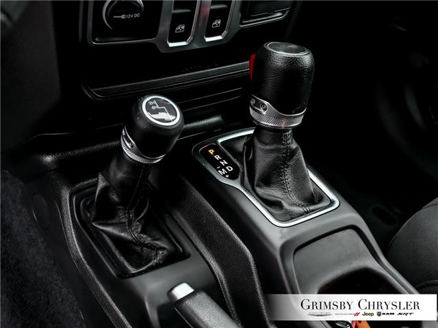 2023 Jeep Wrangler Sport (Stk: U6431) in Grimsby - Image 18 of 29