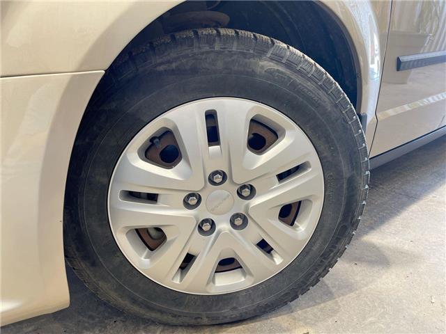 2014 Dodge Grand Caravan SE/SXT (Stk: 10722BT) in Meadow Lake - Image 2 of 16