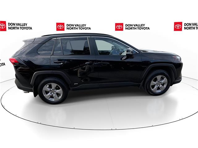 2025 Toyota RAV4 Hybrid XLE (Stk: 10121706A) in Markham - Image 9 of 32