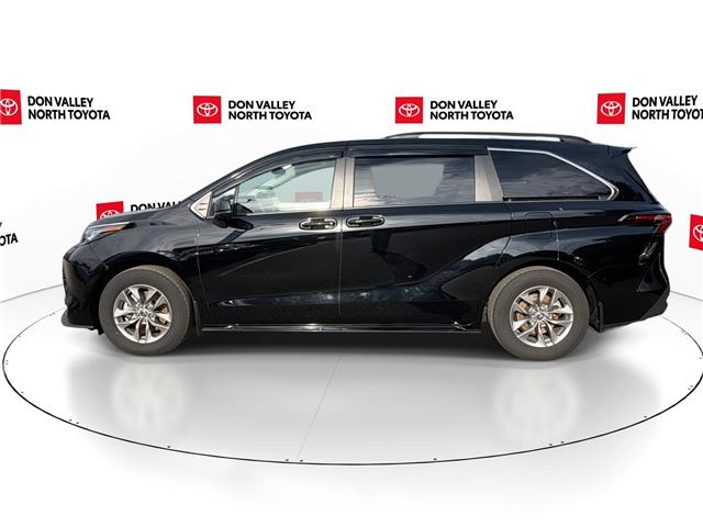 2023 Toyota Sienna LE 8-Passenger (Stk: 10121796A) in Markham - Image 5 of 30