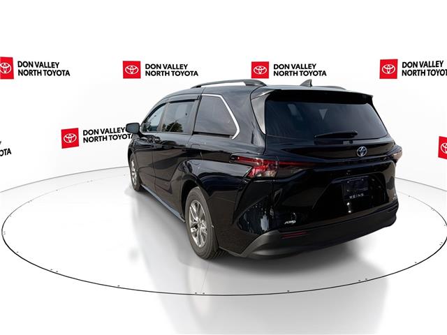 2023 Toyota Sienna LE 8-Passenger (Stk: 10121796A) in Markham - Image 6 of 30