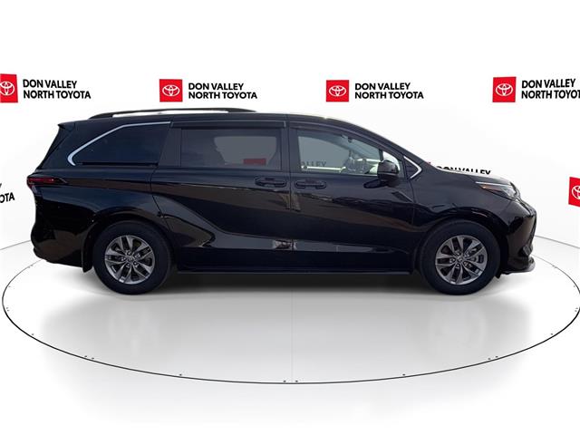 2023 Toyota Sienna LE 8-Passenger (Stk: 10121796A) in Markham - Image 9 of 30
