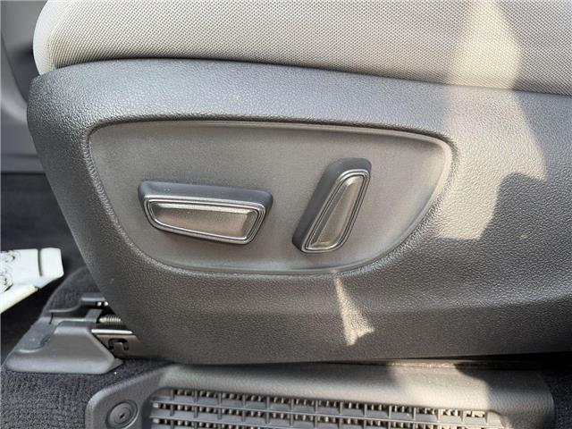 2023 Toyota Sienna LE 8-Passenger (Stk: 10121796A) in Markham - Image 12 of 30