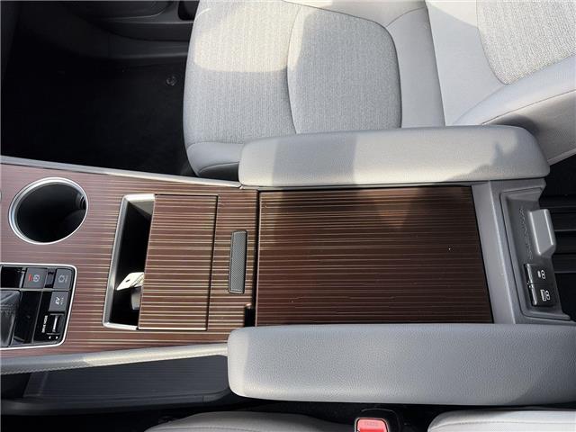 2023 Toyota Sienna LE 8-Passenger (Stk: 10121796A) in Markham - Image 23 of 30