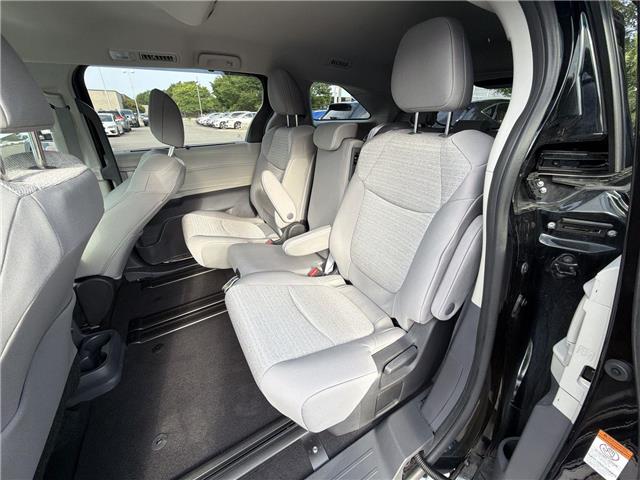 2023 Toyota Sienna LE 8-Passenger (Stk: 10121796A) in Markham - Image 25 of 30