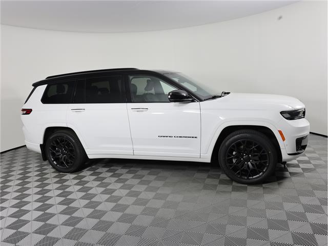 2024 Jeep Grand Cherokee L Summit (Stk: B21244) in Calgary - Image 5 of 25