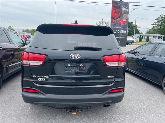 2017 Kia Sorento 2.0L LX Turbo (Stk: 26444A) in Kingston - Image 7 of 10