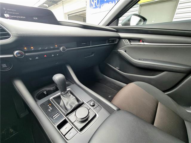 2021 Mazda Mazda3 Sport GX AUTO | NAVI | HEATED SEATS | R-CAM | BLIND SPOT (Stk: S9744A) in St. Catharines - Image 11 of 26