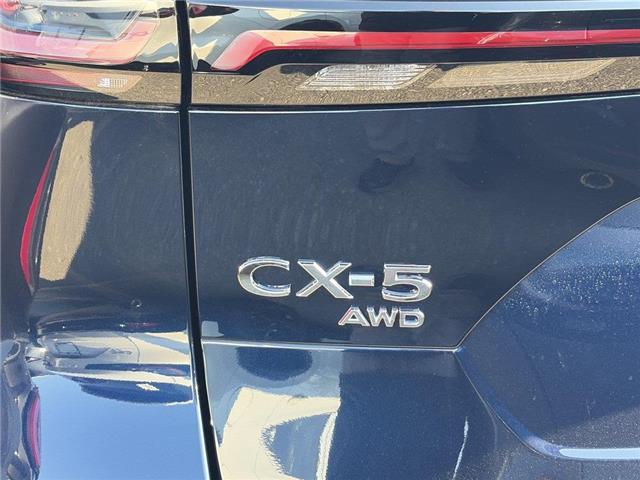 2026 Mazda CX-5 GS (Stk: 163562) in Surrey - Image 4 of 5