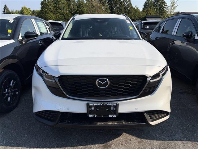 2026 Mazda CX-5 GS (Stk: 162541) in Surrey - Image 2 of 5