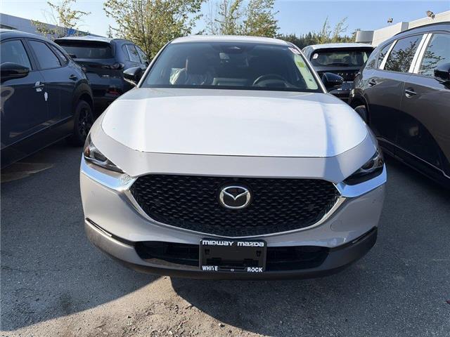 2026 Mazda CX-30 GT (Stk: 209620) in Surrey - Image 2 of 5