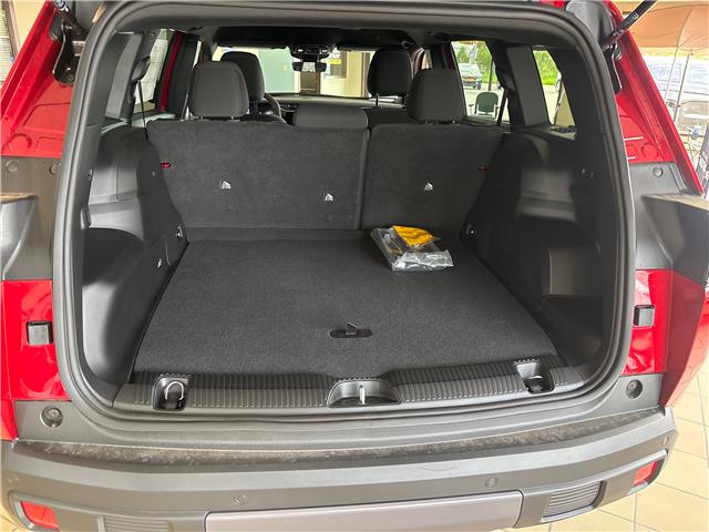 2026 Jeep Cherokee Laredo/Limited (Stk: 26082) in Oak Bay - Image 5 of 9