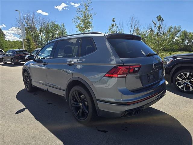 2024 Volkswagen Tiguan Comfortline R-Line Black Edition (Stk: TT-354A) in Calgary - Image 3 of 6