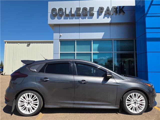 2017 Ford Focus ST Base (Stk: 10399A) in Vermilion - Image 2 of 20 2017 Ford Focus ST Base (Stk: 10399A) in Vermilion - Image 2 of 20