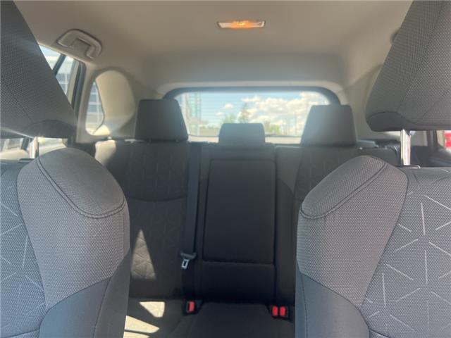 2020 Toyota RAV4 LE (Stk: 26421B) in Kingston - Image 18 of 19